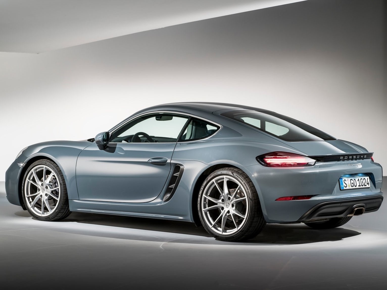 Porsche Boxster Or Cayman, Which 718 Would You Choose? Porsche Boxster Or Cayman, Which 718 Would You Choose?