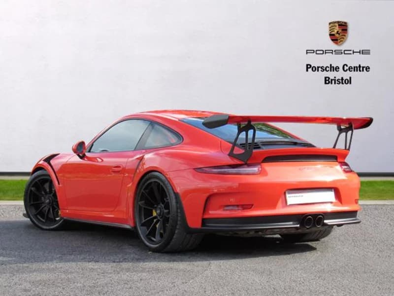 Fall in love with a Porsche this Valentine’s Day Fall in love with a Porsche this Valentine’s Day
