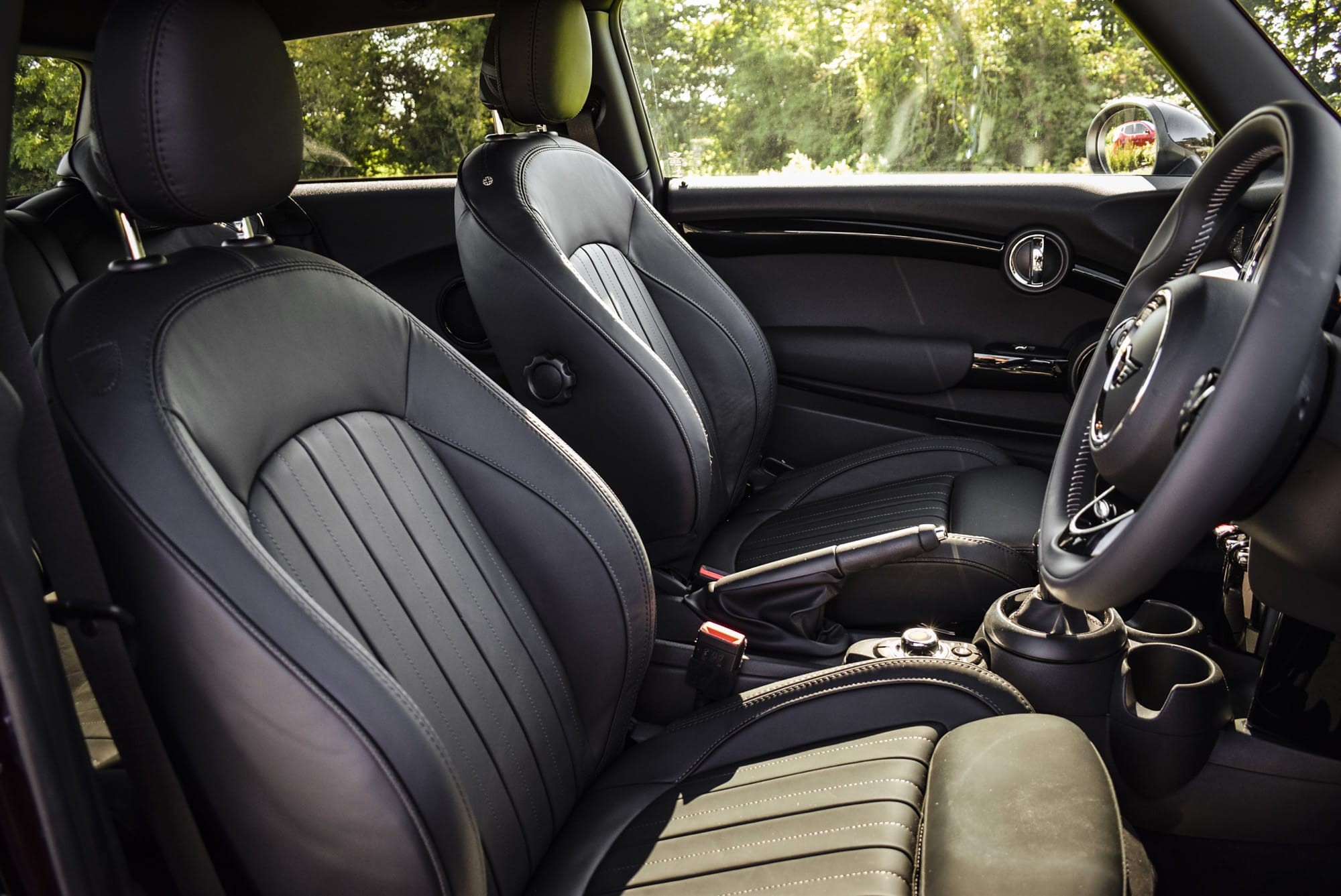 Introducing The Special Edition Burgundy Cooper 3-Door Hatch Introducing The Special Edition Burgundy Cooper 3-Door Hatch