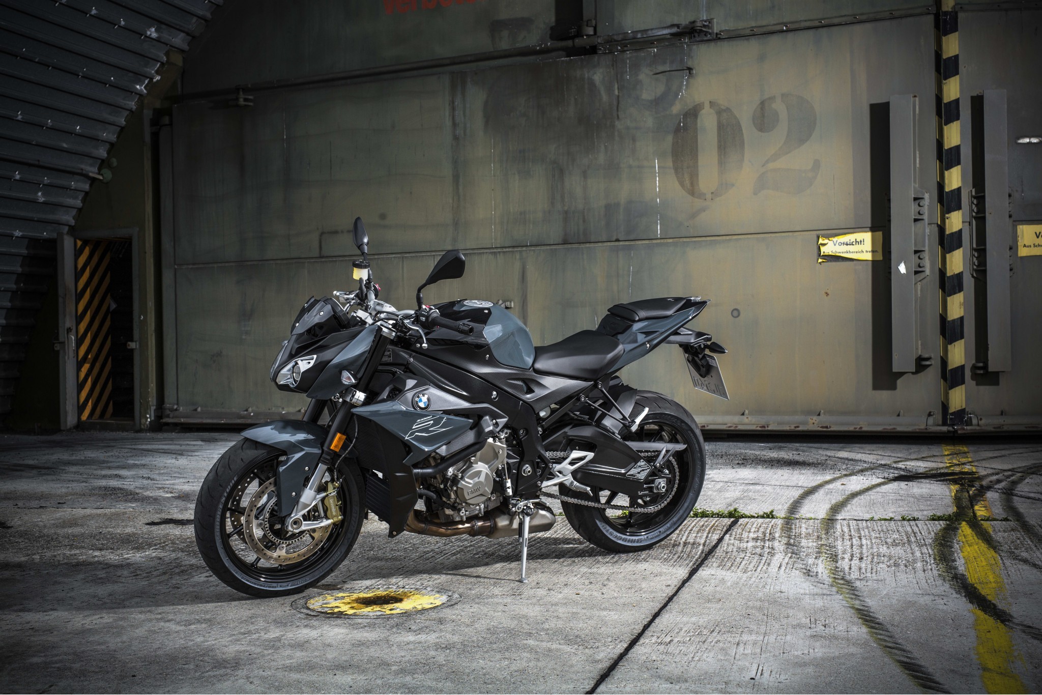 The new BMW S 1000 RR, S 1000 R and S 1000 XR. The new BMW S 1000 RR, S 1000 R and S 1000 XR.