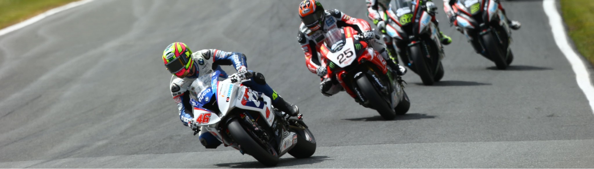 DOUBLE FOR TYCO BMW AT OULTON PARK MAY MEETING DOUBLE FOR TYCO BMW AT OULTON PARK MAY MEETING