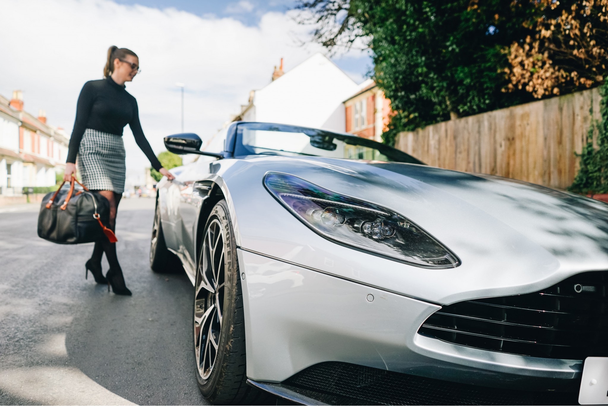 Can An Aston Martin Db11 Be Your Daily Driver Dick Lovett