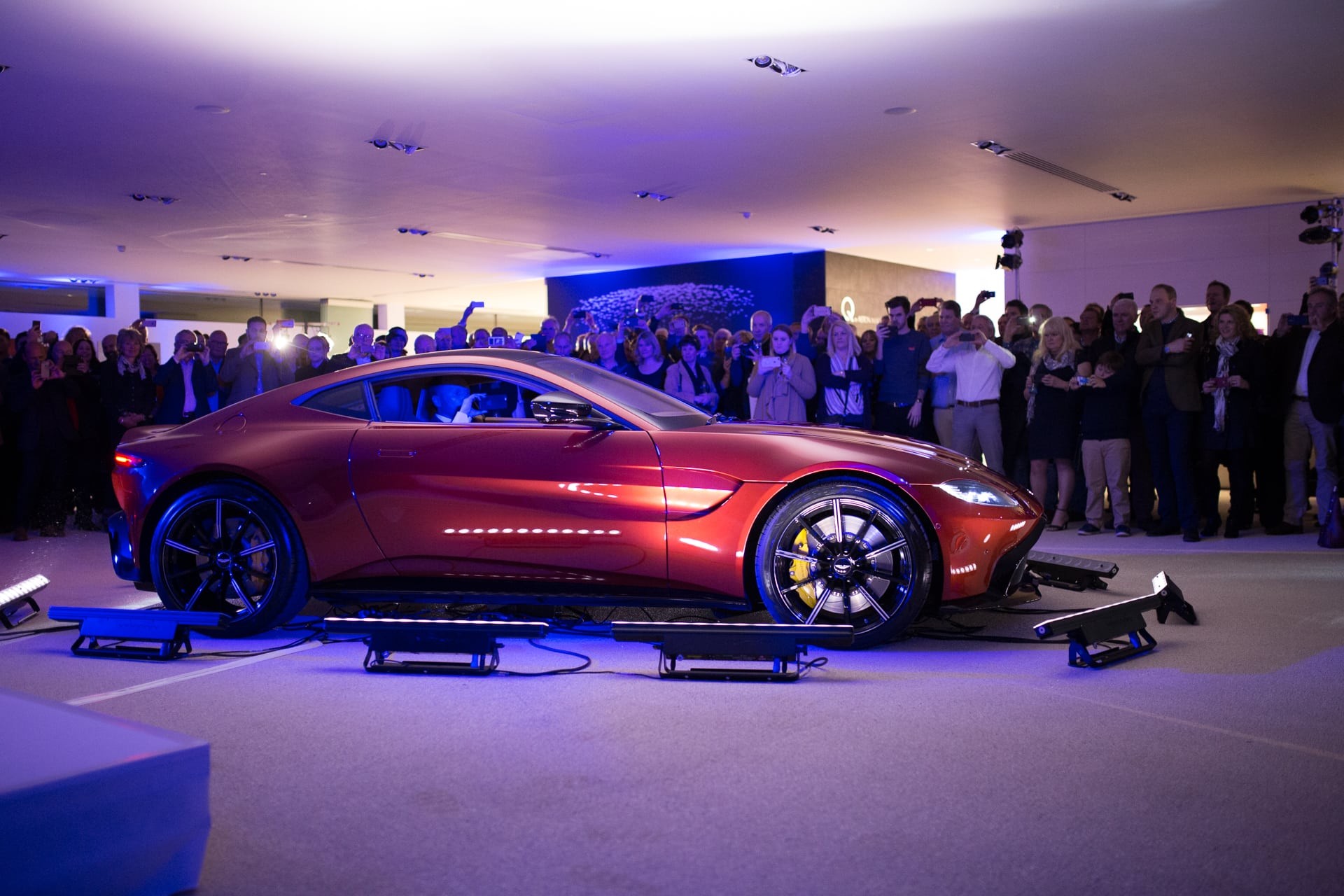 Get Your Pulse Racing with the new Vantage Get Your Pulse Racing with the new Vantage