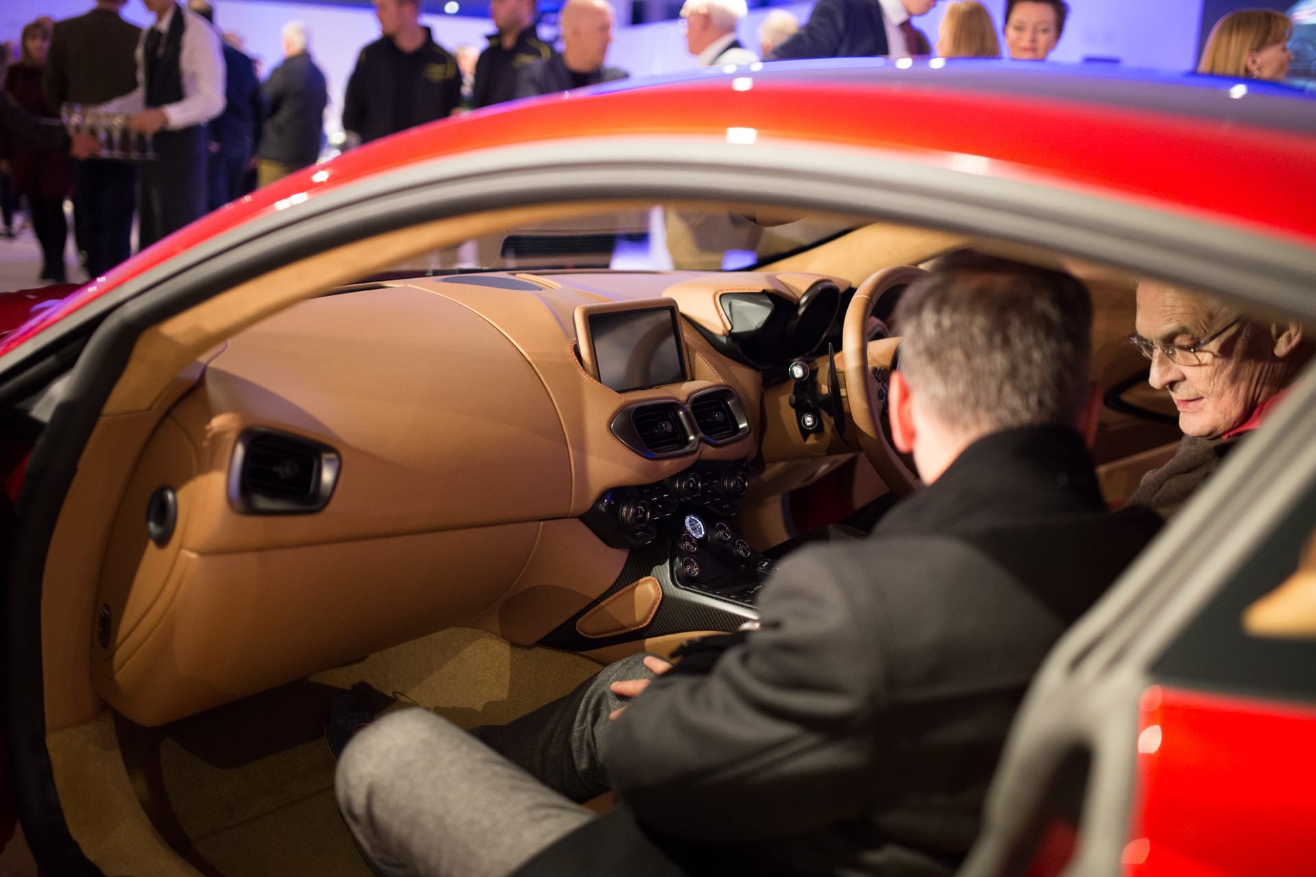 Get Your Pulse Racing with the new Vantage Get Your Pulse Racing with the new Vantage