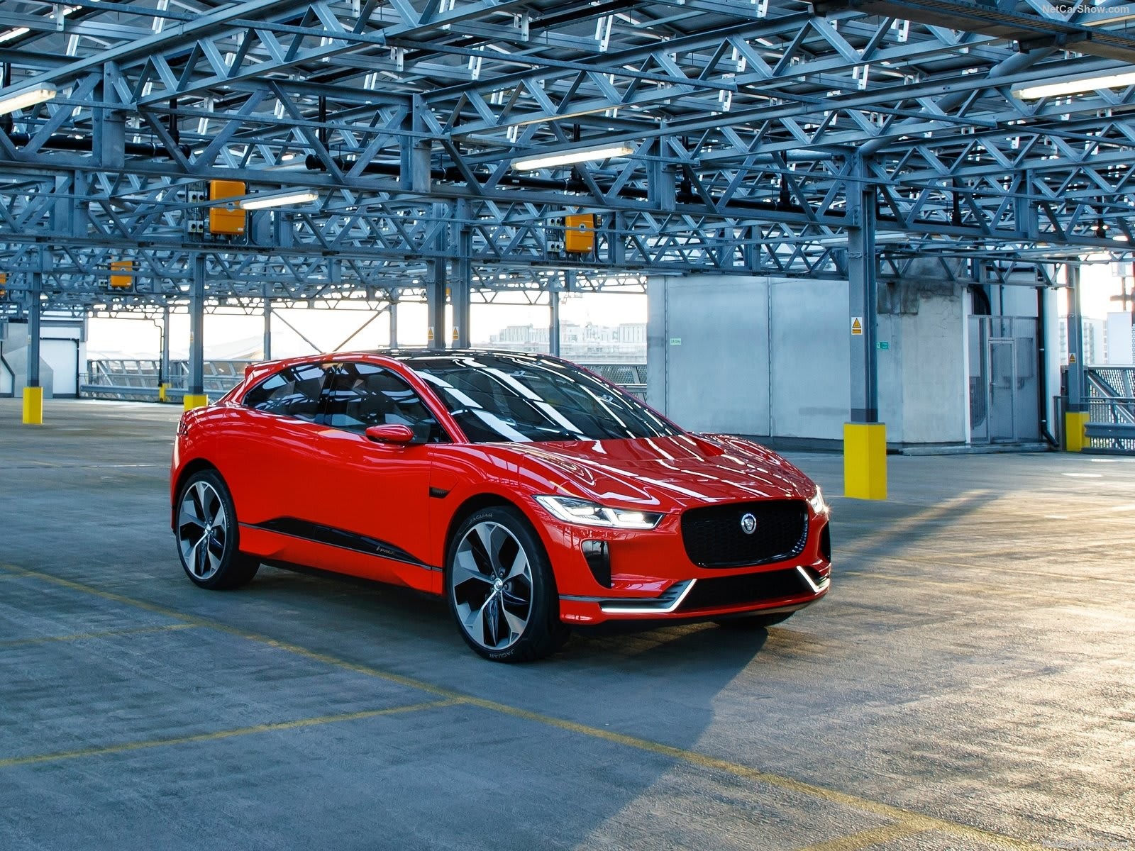 Pace, Space and Sustainability - The All-Electric Jaguar I-Pace Pace, Space and Sustainability - The All-Electric Jaguar I-Pace