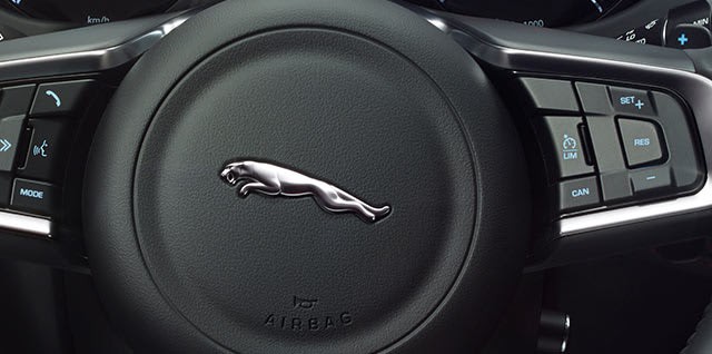 Jaguar Black Edition: Show Your Darker Side Jaguar Black Edition: Show Your Darker Side
