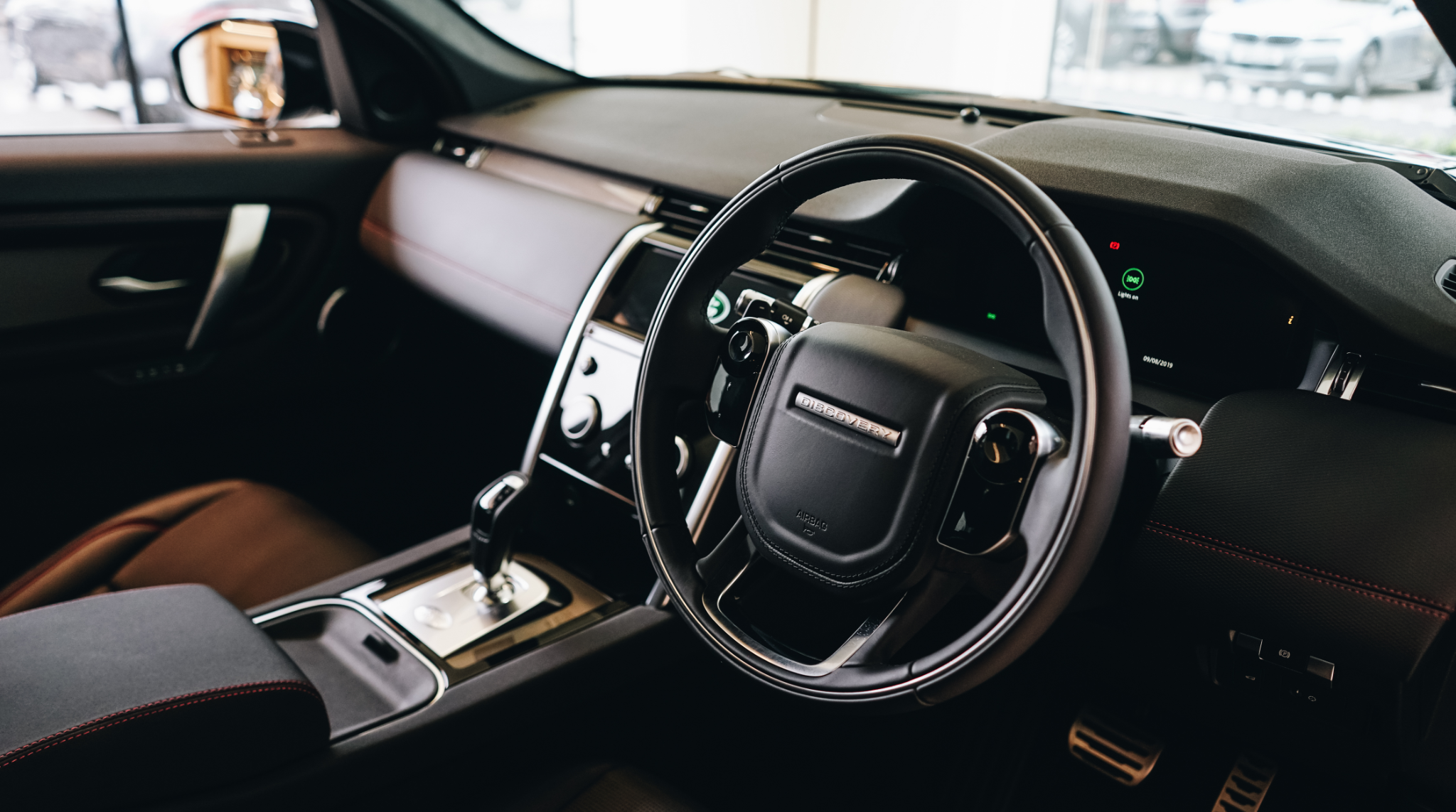 Explore the bold new Land Rover Discovery Sport Dick Lovett