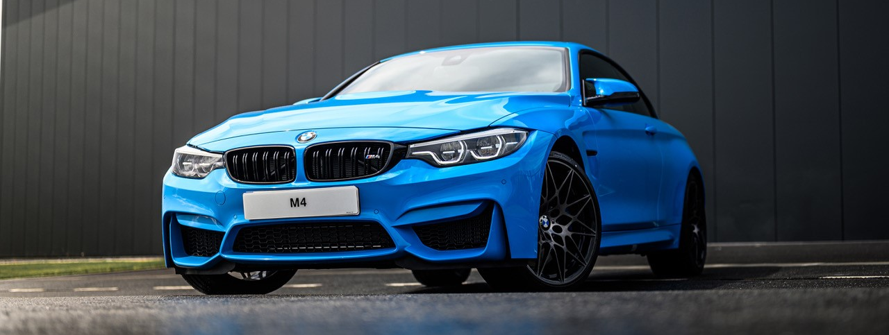 Macao blue bmw