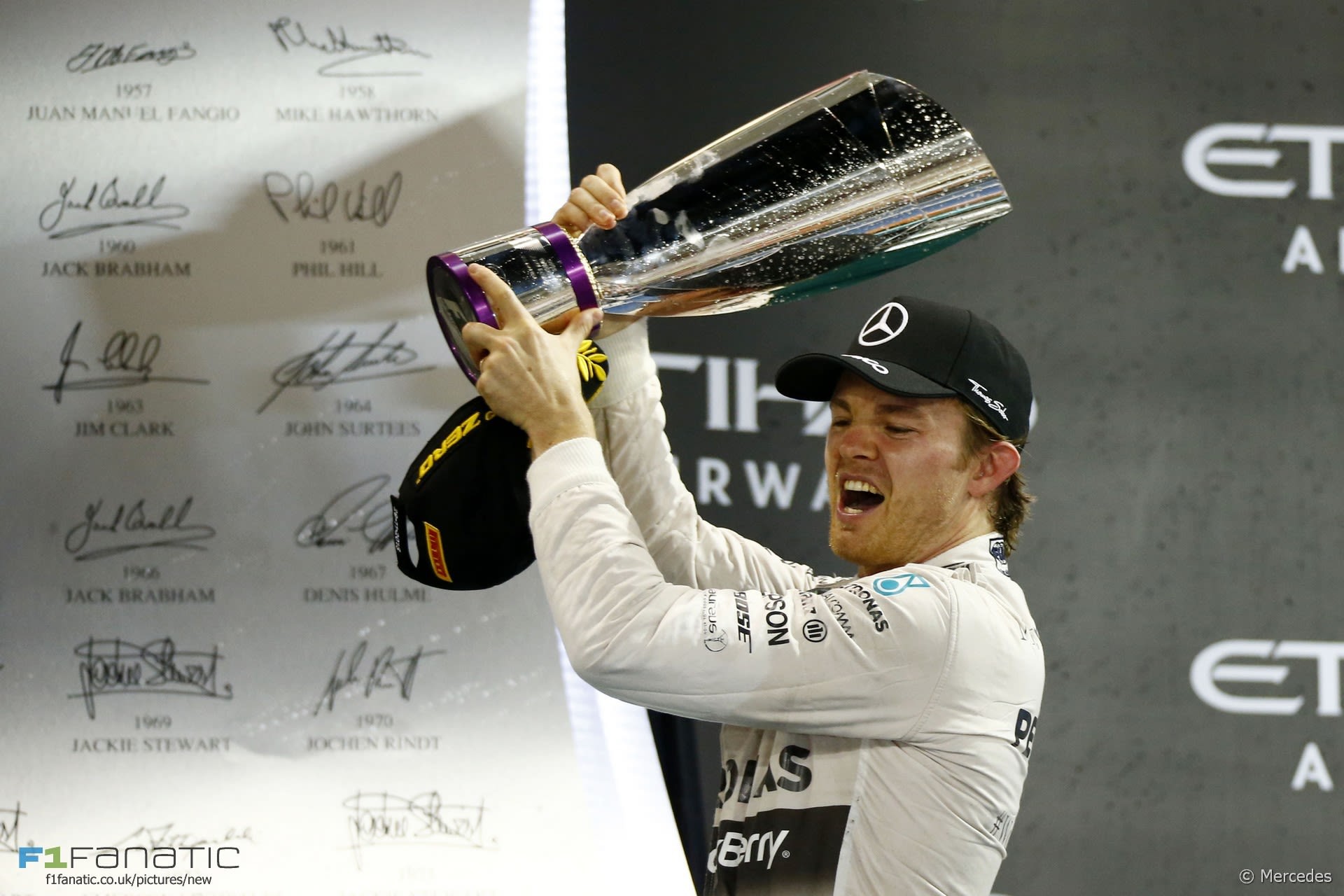 Rosberg makes it a hat-trick at Abu Dhabi Rosberg makes it a hat-trick at Abu Dhabi