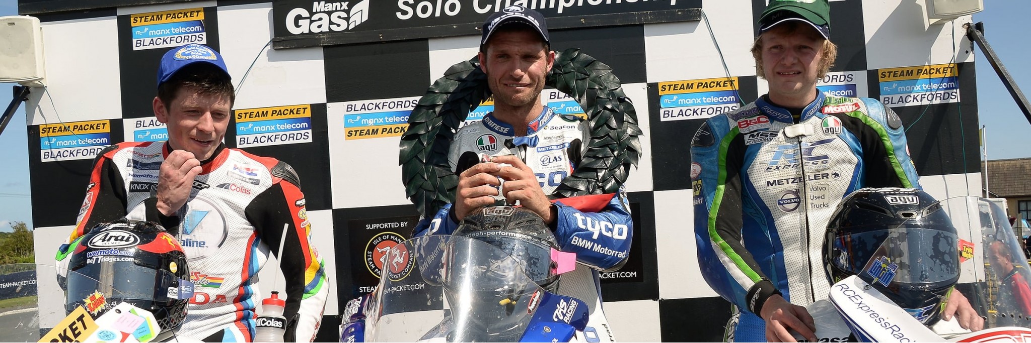 Martin Hands BMW Motorrad their Debut Solo Championship! Martin Hands BMW Motorrad their Debut Solo Championship!