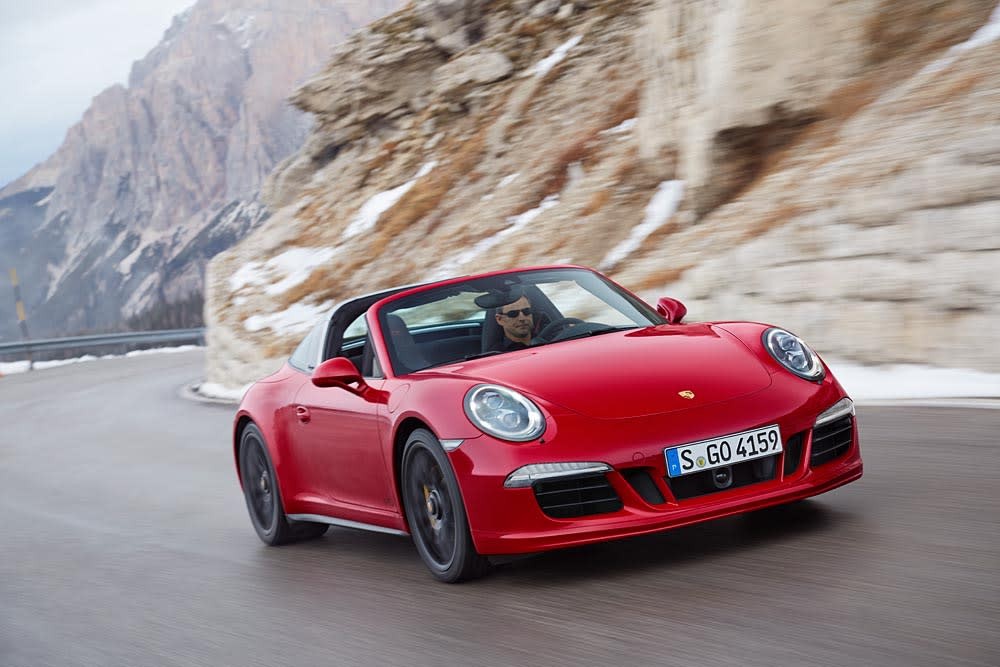 Two world premieres for Porsche at the North American International Auto Show in Detroit Two world premieres for Porsche at the North American International Auto Show in Detroit