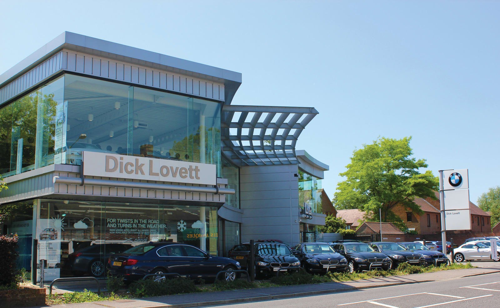 Dick Lovett BMW and MINI Hungerford: Providing a personal service for residents in and around Andover and Newbury Dick Lovett BMW and MINI Hungerford: Providing a personal service for residents in and around Andover and Newbury