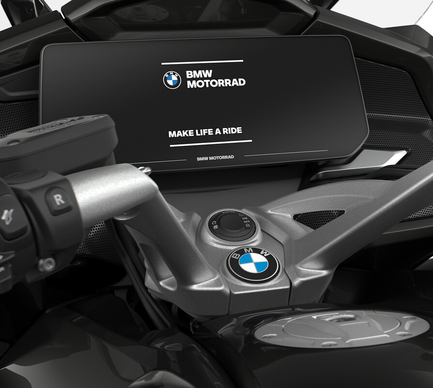 2019 BMW Motorrad K 1600 Grand America Reverse Assistant