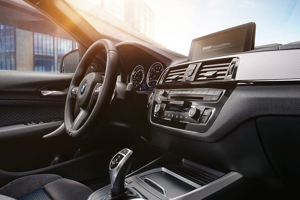 2019 BMW 1 Series Hatchback ConnectedDrive