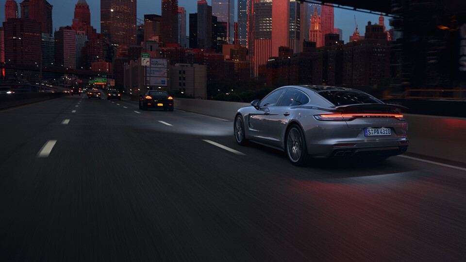 2020 Porsche Panamera Turbo Adaptive Cruise Control