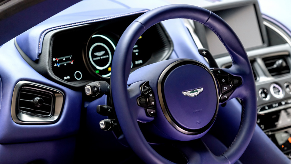 2019 Aston Martin DB11 Full-Colour 12