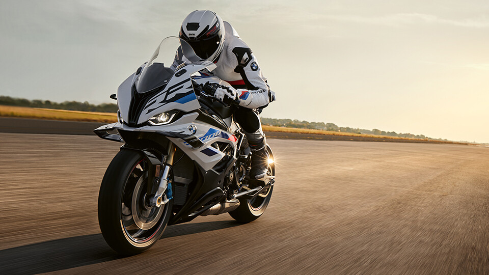 2020 BMW Motorrad S 1000 RR Newly developed engine with BMW ShiftCam Technology