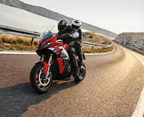 BMW Motorrad S 1000 XR Image 1