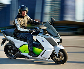 BMW Motorrad C Evolution Image 1