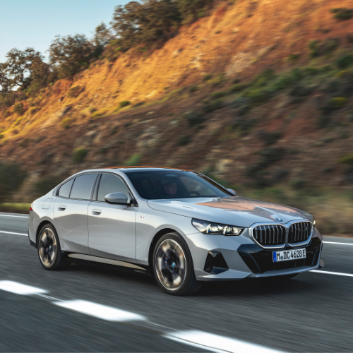 BMW 5 Series Saloon Image 1