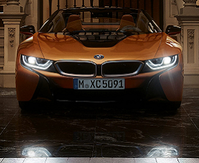 BMW i8 Roadster Image 1