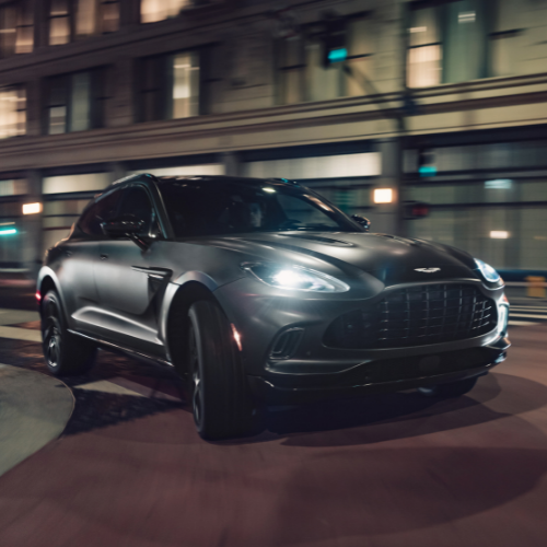 Aston Martin DBX Image 2
