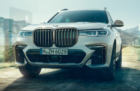 BMW X7 M50d and M50i Image 2