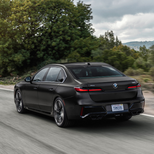 BMW 7 Series Saloon Image 2