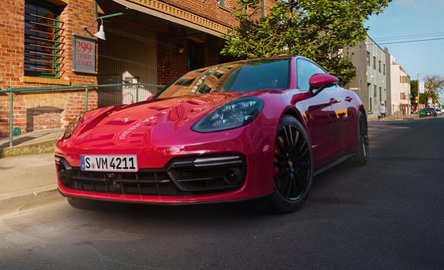 New Porsche Panamera GTS