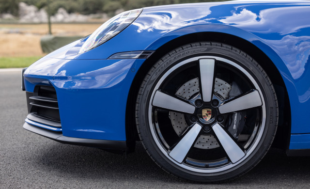 New Porsche 911