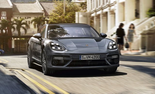 New Porsche Panamera Turbo