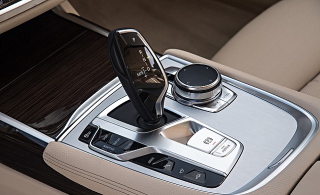 New BMW 7 Series iPerformance Saloon car
