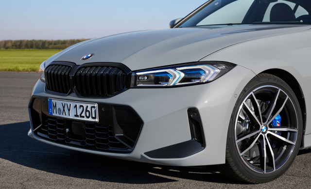 New 2019 BMW 3 Series iPerformance Saloon