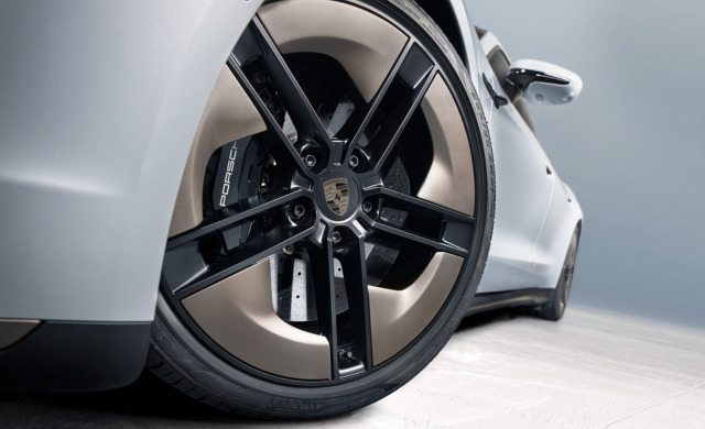 New 2020 Porsche Taycan