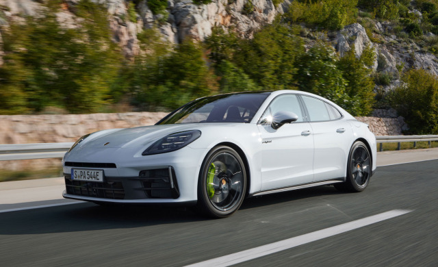 New 2020 Porsche Panamera E-Hybrid