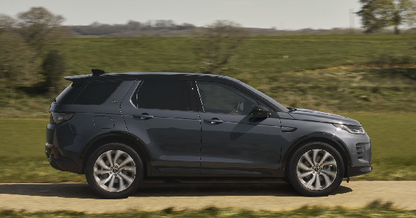 New Land Rover Discovery Sport For Sale | Dick Lovett