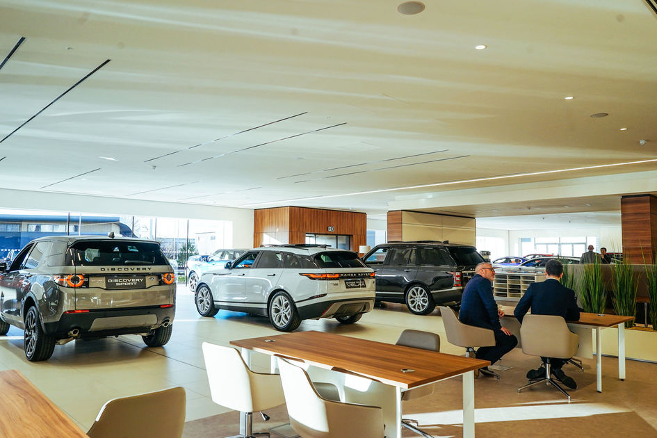 Land Rover Amp Range Rover Finance Deals Amp Offers Dick Lovett