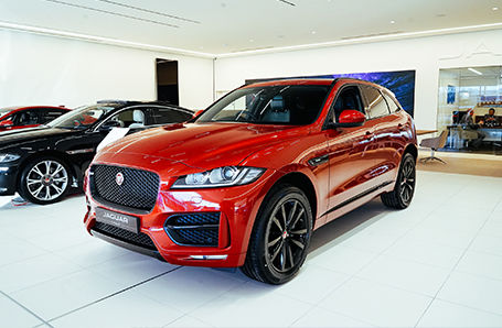 JAGUAR FINANCE DEALS Image 2