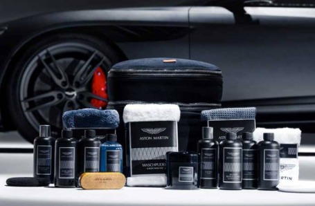 ASTON MARTIN ACCESSORIES