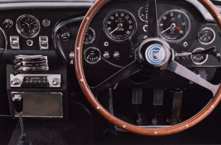 CLASSIC ASTON MARTIN PARTS