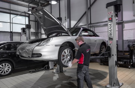 DICK LOVETT TYRE SERVICES